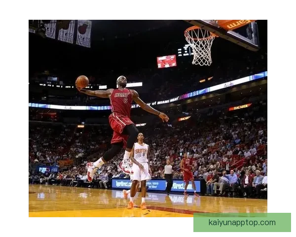 以伊森回忆詹姆斯震撼扣篮启蒙篮球梦想与家人责任驱动前行之路