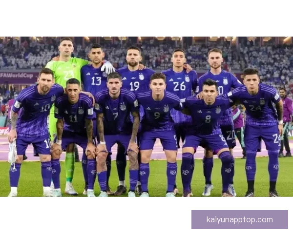 2026年世界杯新星崛起 球员表现与战术革新引领足球新时代